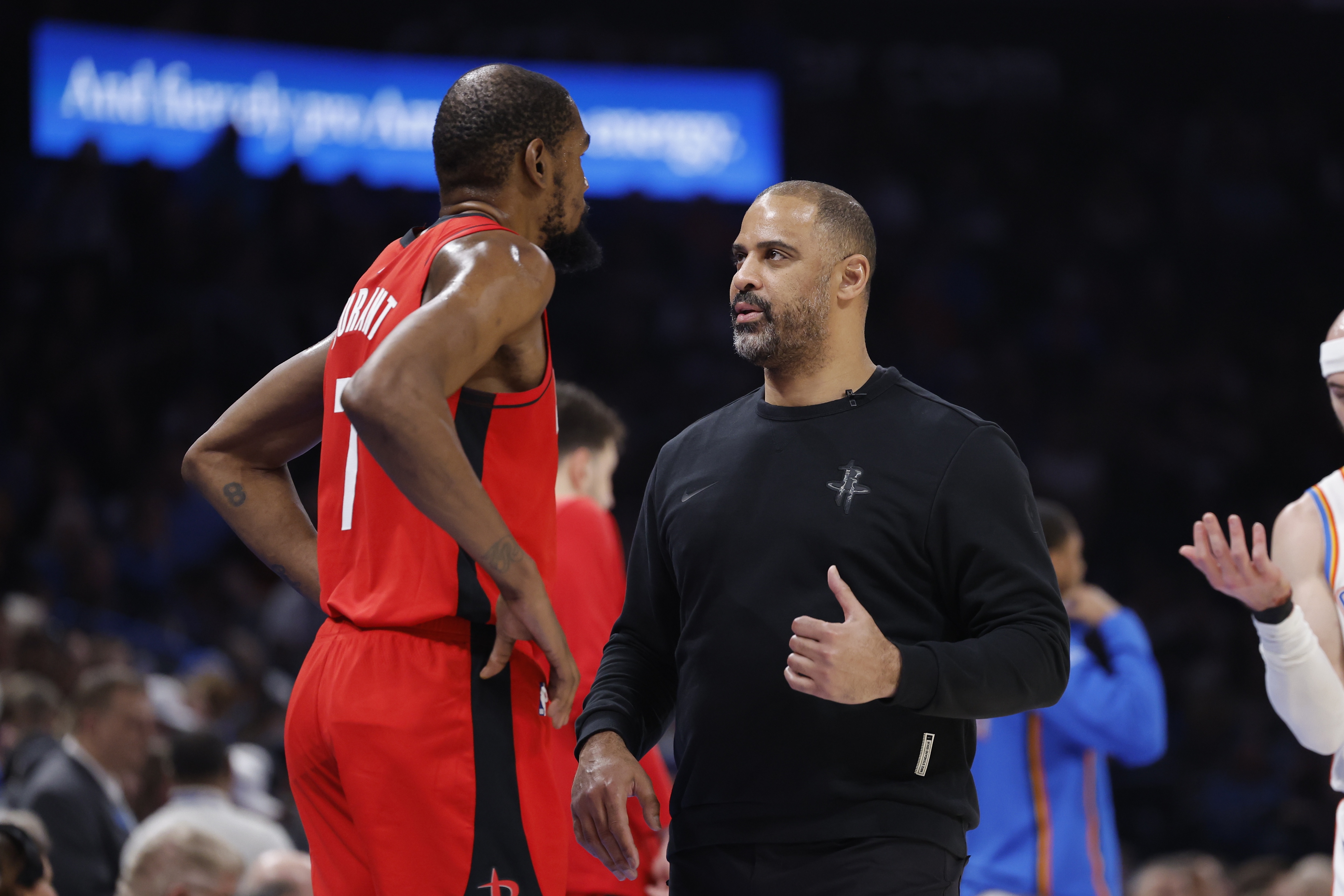 乐鱼leyu赛事官方-张佳玮：把KD用成了约基奇乌度卡在想什么？防守端也没保护好他