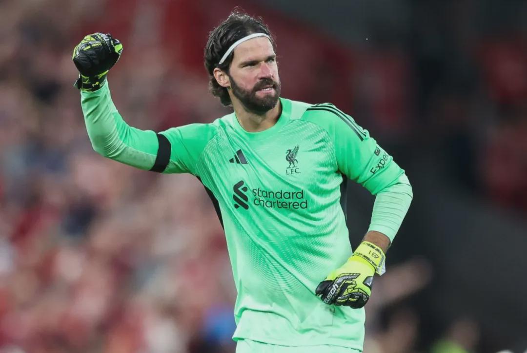 乐鱼leyu-卡里克：曼联不想失去B费！法尔克：拜仁想击败曼城速签里德！